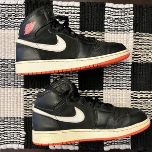 Nike Air Jordan 1 Retro High Black Hot Lava